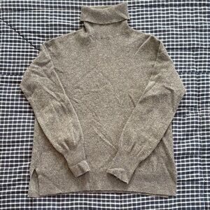 Halogen Cashmere Grey Turtleneck